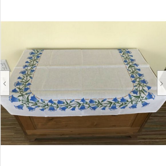 Bluebell Flower Tablecloth White Cotton 31" Square Vintage Springtime Cottage - Picture 1 of 7